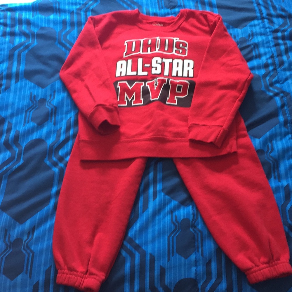 Boys toddler Sweater and sweatpants outfit (NWOT)